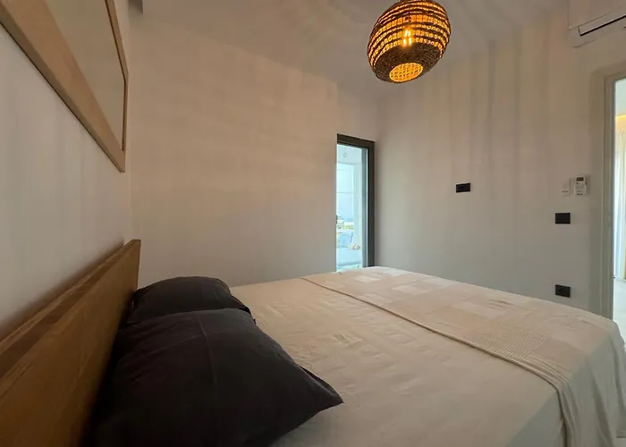 Previllage Red 9-10-11