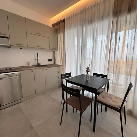 Previllage Red 9-10-11