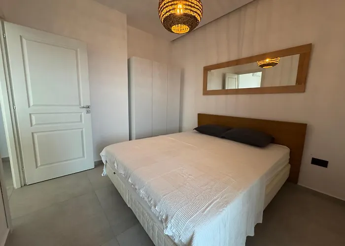Previllage Red 9-10-11 Apartman