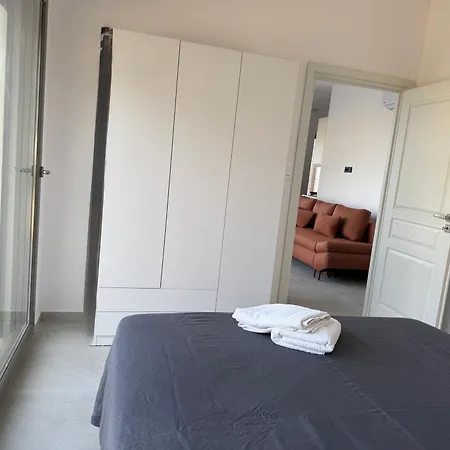 Previllage Red 9-10-11 Apartman *