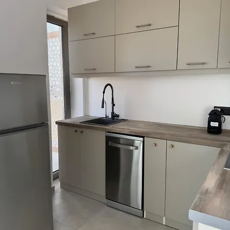 Previllage Red 9-10-11 Apartman *